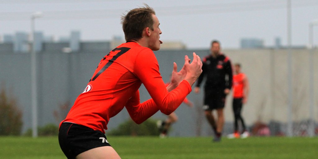 essendonfc's tweet photo. 😝 https://t.co/ai3UhW3Nh8