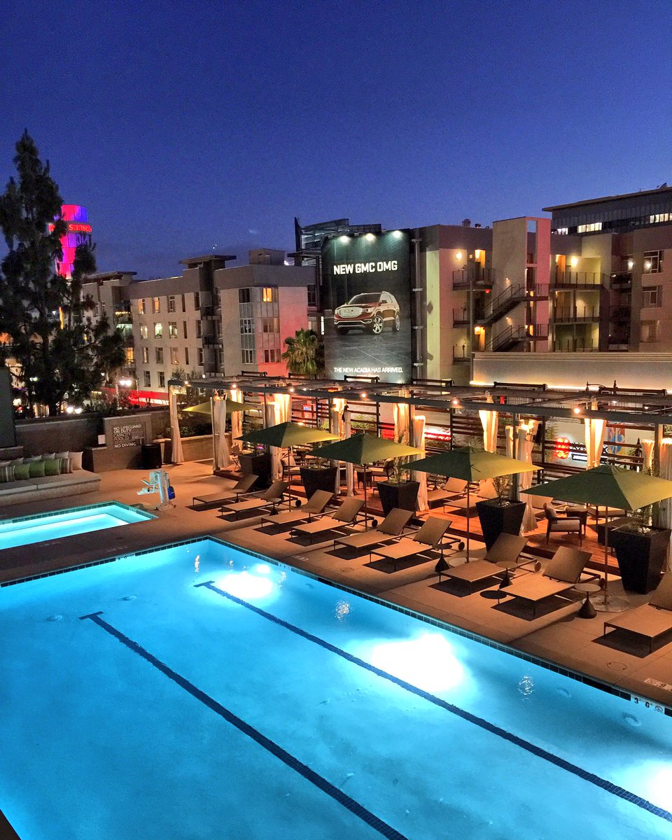 jessmorganspeth's tweet photo. Working late is okay when you love what you do. Proud of this project. Come live with us. @TheCamdenLife #hollywood https://t.co/SRLVPU7k1e