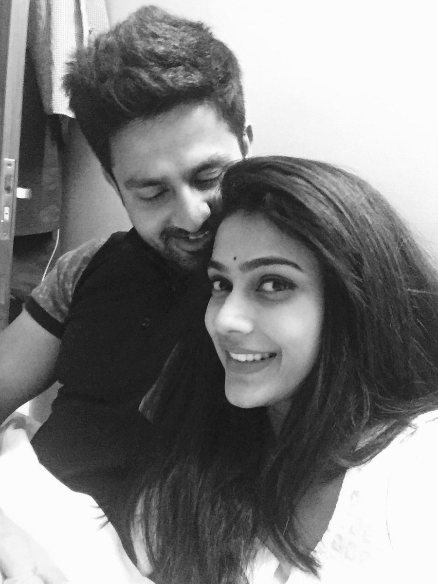 aakanksha_s30's tweet image. 1.5 year ❤️