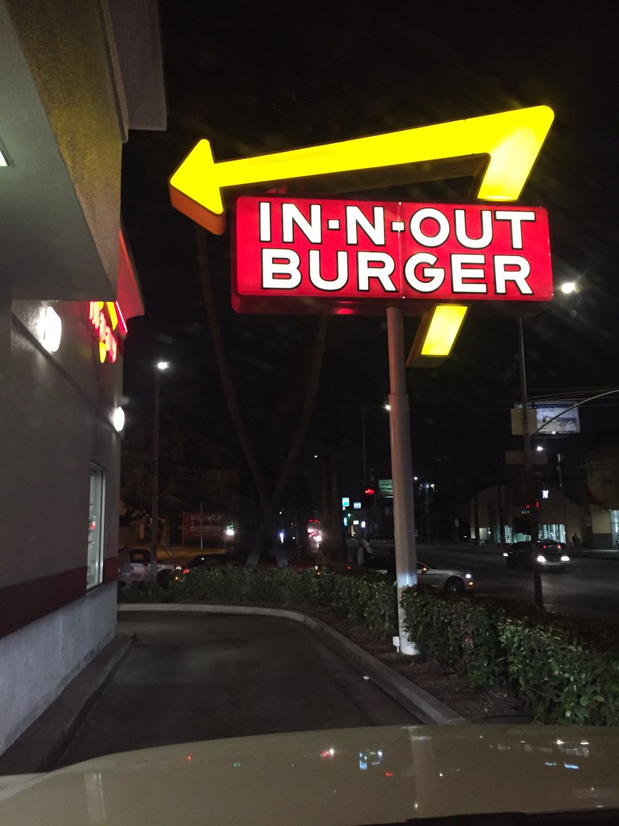 Filmgirl_Graham's tweet photo. Uh, oh! So this just happened. #latenightmunchies #cheatdayla #in-n-outburger #dofriescomewithdatshake? https://t.co/Hdmrlbg4Lu