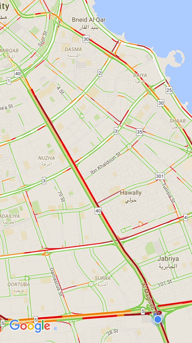Tweeteyq8y's tweet photo. @q8traffic طريق الملك فهد باتجاه الديرة واقف ! 🚧 https://t.co/N6VbQJNOBf
