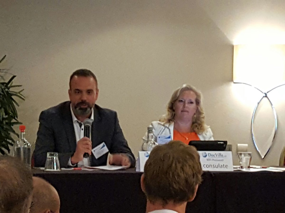 Dyanix__'s tweet photo. Yesterday @DocVilleNetwork Event - Andreas Schneider and Jennifer Van Lent #digitaltransformation #DocVille16 https://t.co/R1ohgvagaL