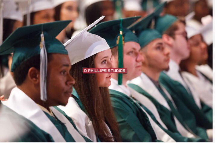 vgvlions's tweet photo. @EdgenuityInc These are a couple pictures From our first Graduating class!! https://t.co/dyMMJ2fsGk