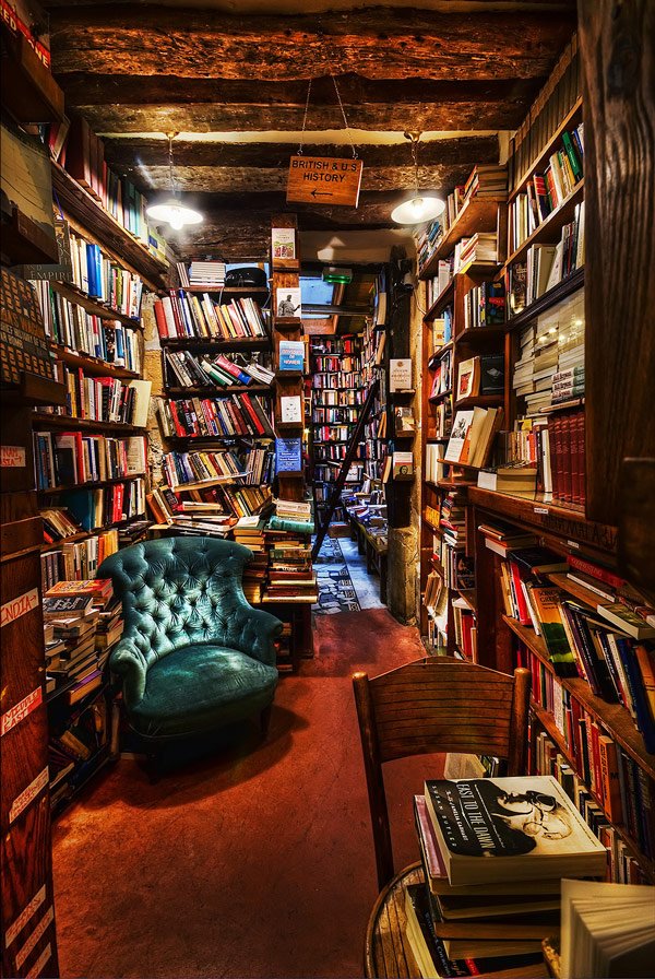 Lecturalia's tweet photo. Hoy toca empezar nuevo libro. ¿Nos recomendáis alguno? #ytúqué lees https://t.co/sUcZFUZyuv