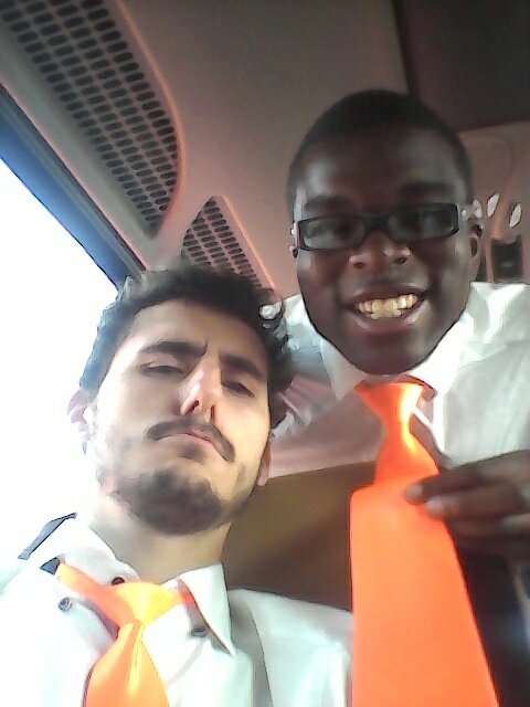 EnactusIAELille's tweet photo. Cravate ? Check. #comingsoon #CNenactus2016 #forceorange #supercarrot #vivementlekebabwallahjaifaim https://t.co/foz55USk71