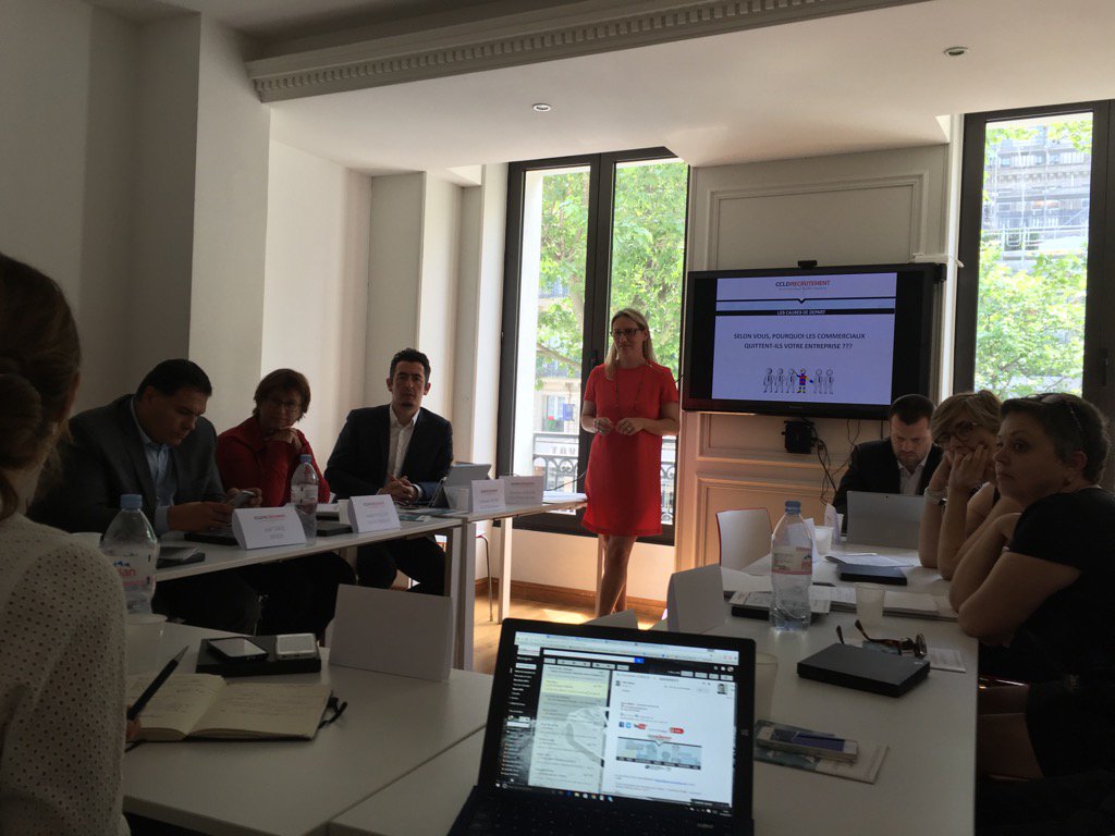 LionelDESHORS's tweet photo. Dejeuner RH chez @CCLDRecrutement 15 #DRH et Dir CO échangent sur le turnover des #commerciaux https://t.co/2JDOZrqXjv