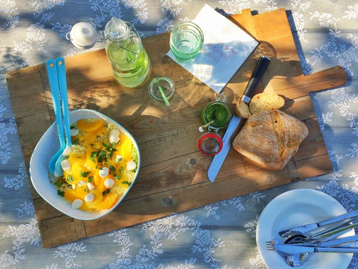 MepalDE's tweet photo. Lunchtime im Freien! Servieren Sie Ihren frischen Salat in einer bunten Synthesis Schale! https://t.co/jFSzVtC7Y6 https://t.co/mYBec21t7O