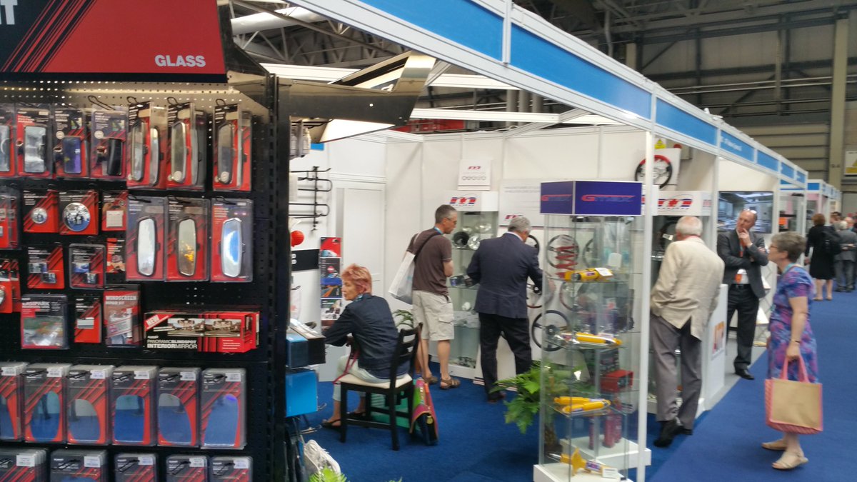 Mountneyltd's tweet image. Busy start to the day @automechanikaBM  on stand 9m51. Come and say hello #mountneyclassic #summit