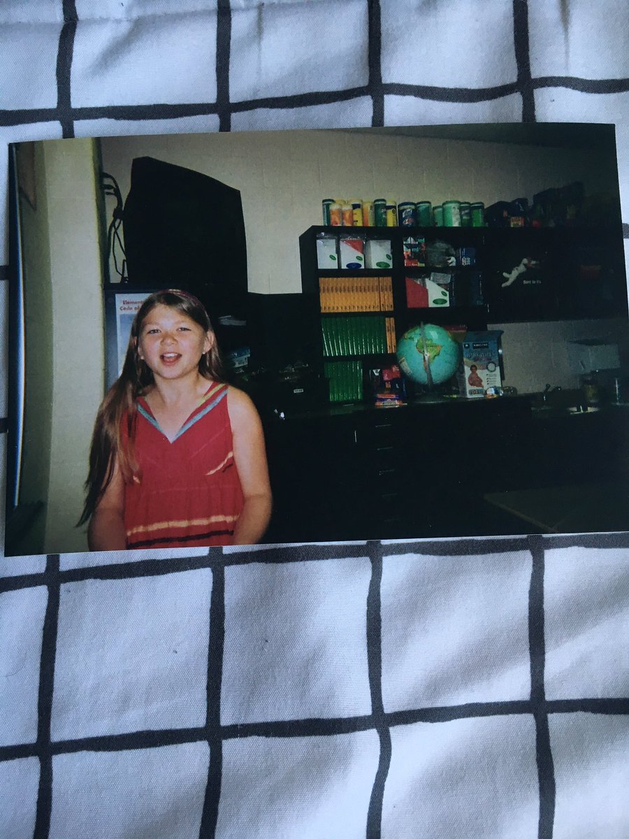 Jflemone's tweet photo. i wish payton could be here on our graduation day, i took this picture on the last day of 5th grade ily payton 💕 https://t.co/5NEBYzsMa3