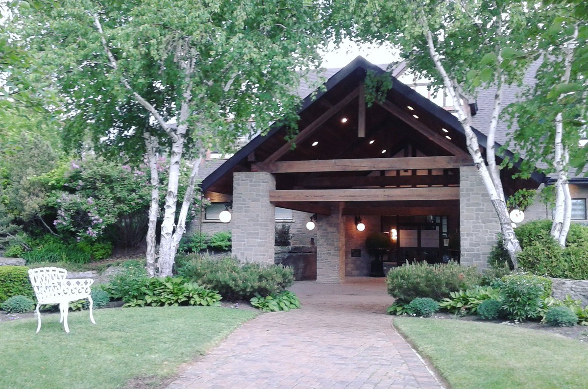 MonarchyBlue's tweet image. We're planning two events here for one VIP couple! @TheManor1982 #sistersisterteam #weddingplanners #gtaevents