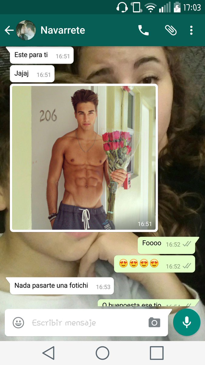 ArandaAc's tweet photo. @arual015  cuando tu amiga te alegra la tarde...❤ https://t.co/3Bt9QMKgjU