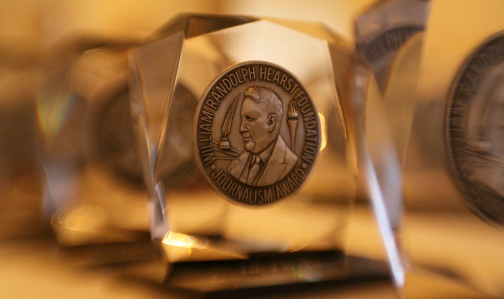 IUBloomington's tweet photo. Once again, @IUMediaSchool students dominate at Hearst national writing awards. Well done! https://t.co/SX3sBeE2Rw https://t.co/DqMW9iRZT5