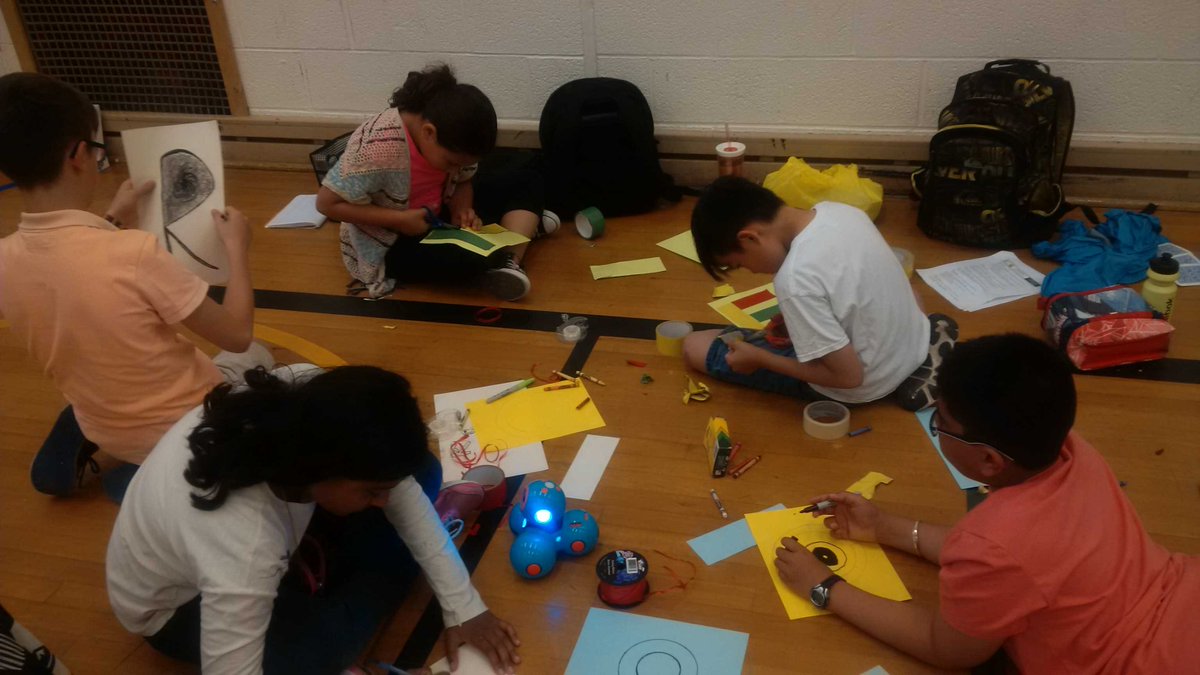 TDSB_STEM's tweet image. Fast at work at #codingolympics