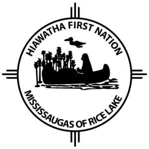 JessicaReidKIP's tweet photo. Enroute to #HiawathaFirstNation! #TeamFEAT will paddle 15km across #OtonabeeRiver to be welcomed by the community https://t.co/Wn3ooPxuC1