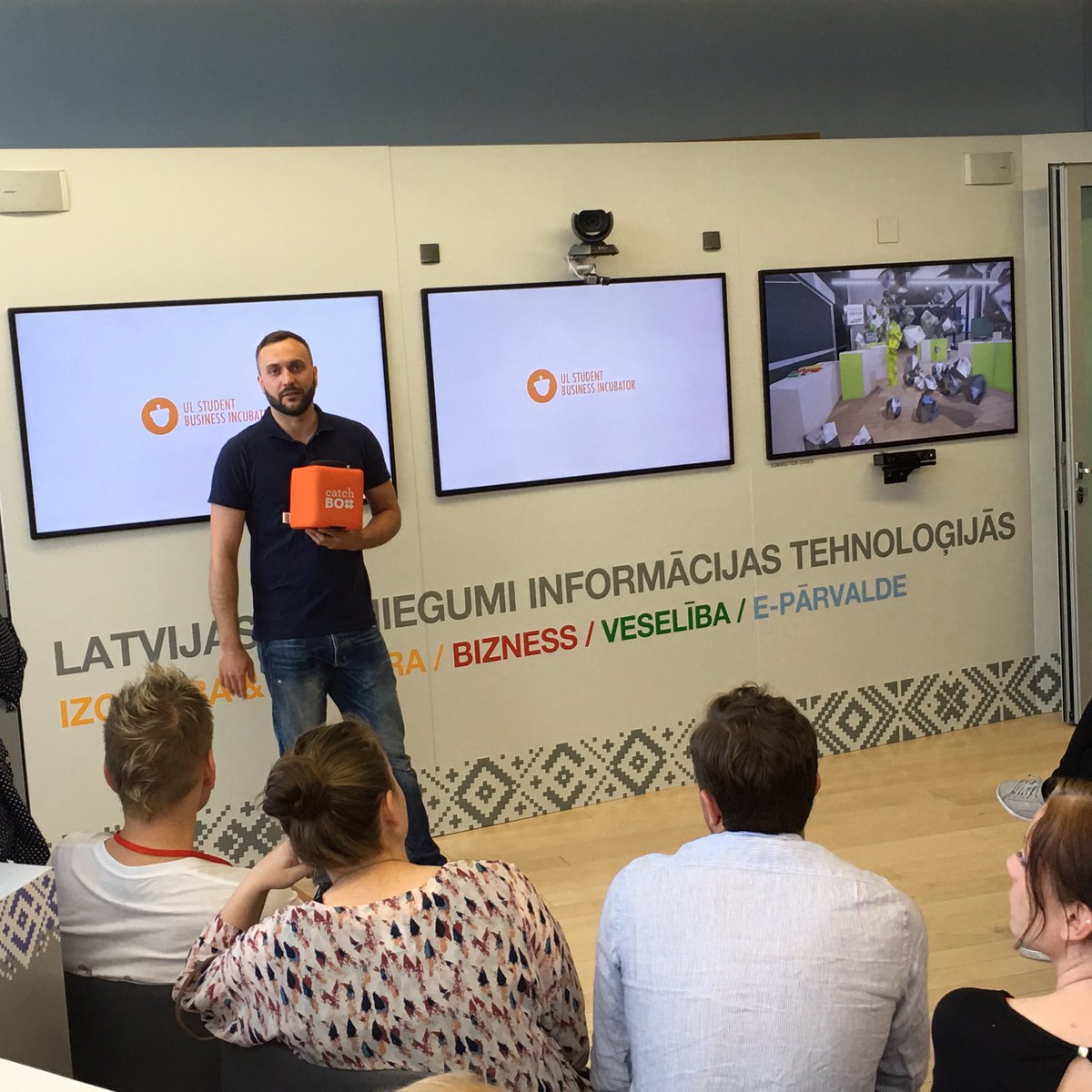 askomono's tweet image. Visiting library &amp;amp; Rigas IT demo centrs @BELTCB #BELTjurmala @laurea_uas #laurea_rdi #bizlab  #catchbox