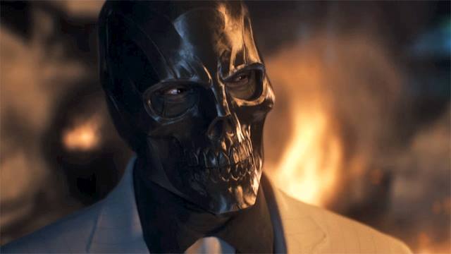 " I'm being forced into negotiating with a psychotic. "<a href="/MrRomansionis/">Black Mask</a> @FabledMask <a href="/RomanSionis_/">Black Mask</a> <a href="/RomanBlackMask/">roмan ѕιonιѕ</a>