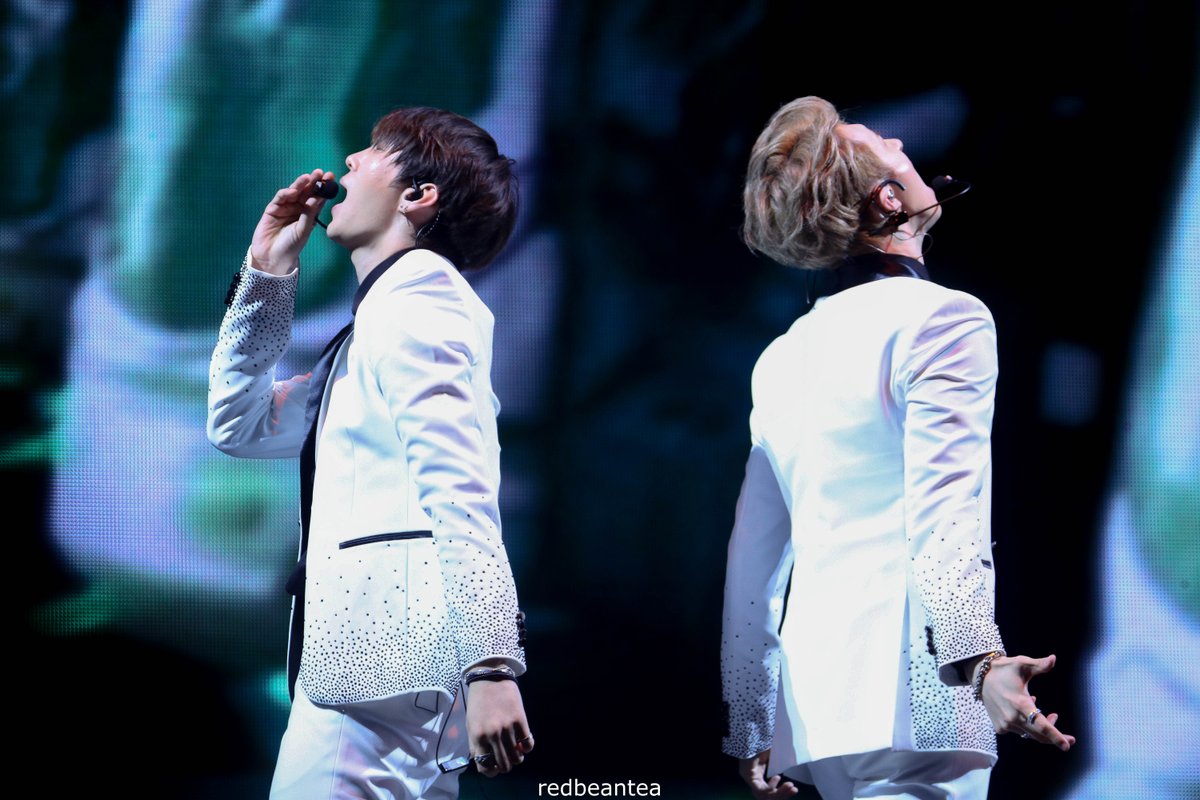 redbincha's tweet photo. 160529 VIXX Live Show in Singapore #빅스 #레오 #LEO  @JUNGTW_LEO #켄 #VIXX #KEN @jaehwany0406 https://t.co/Bv4fgfhU1i https://t.co/Mirzow3Ke8