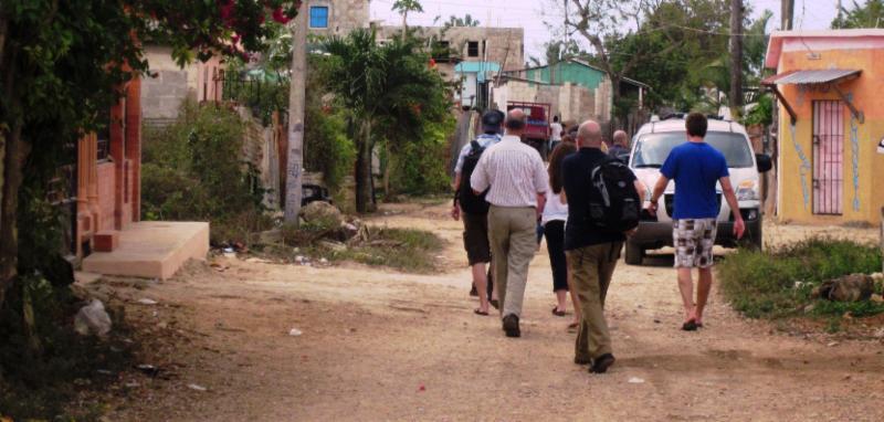 missionbuild's tweet photo. Do You Think like a Tourist or a Missionary? https://t.co/bUAFqVooi9 https://t.co/wOzS9Xq2Tn