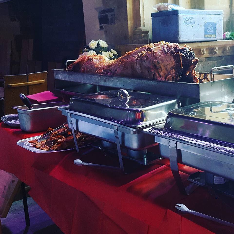 AceMeats1's tweet photo. Fri-Gold Menu Hog&amp;Cold Buffet in eve! Sat-Silver Hog &amp; Mucho Messy Mexican Buffet in eve! @CaerphillyCas https://t.co/7ebVhuX4Y8