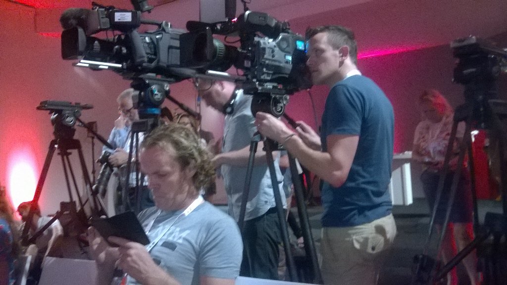 #Ricoh Open. Tennis 🎾 en Kennis. De kuit van Kiki als nationaal thema! Volop pers aanwezig.