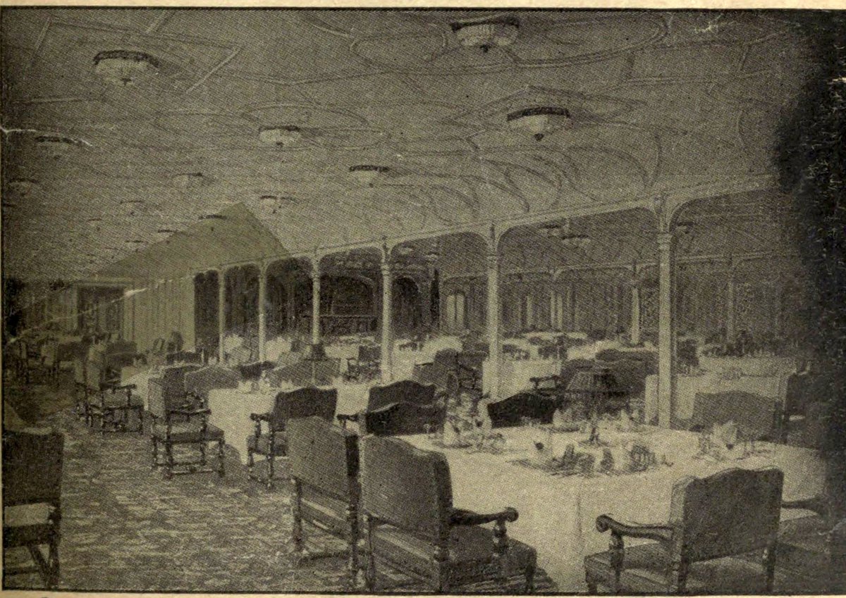 dailuoghi's tweet photo. La sala da pranzo del Titanic. 1912 https://t.co/jHzDzatyIf