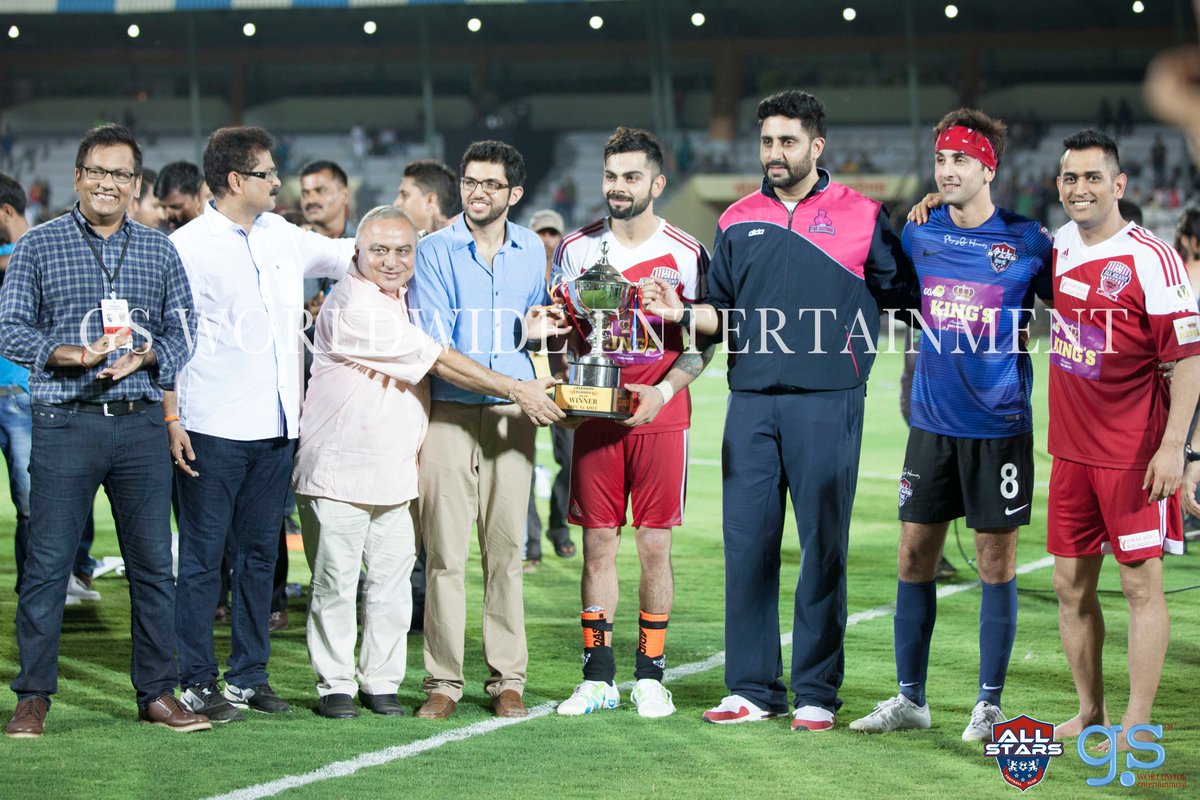 AllstarsFC_PFH's tweet photo. For more pictures from our last match click on this link https://t.co/6O8nf1Wykn #CelebrityClasico2016 #ASFCvsAHFC https://t.co/sftal0BRQ7