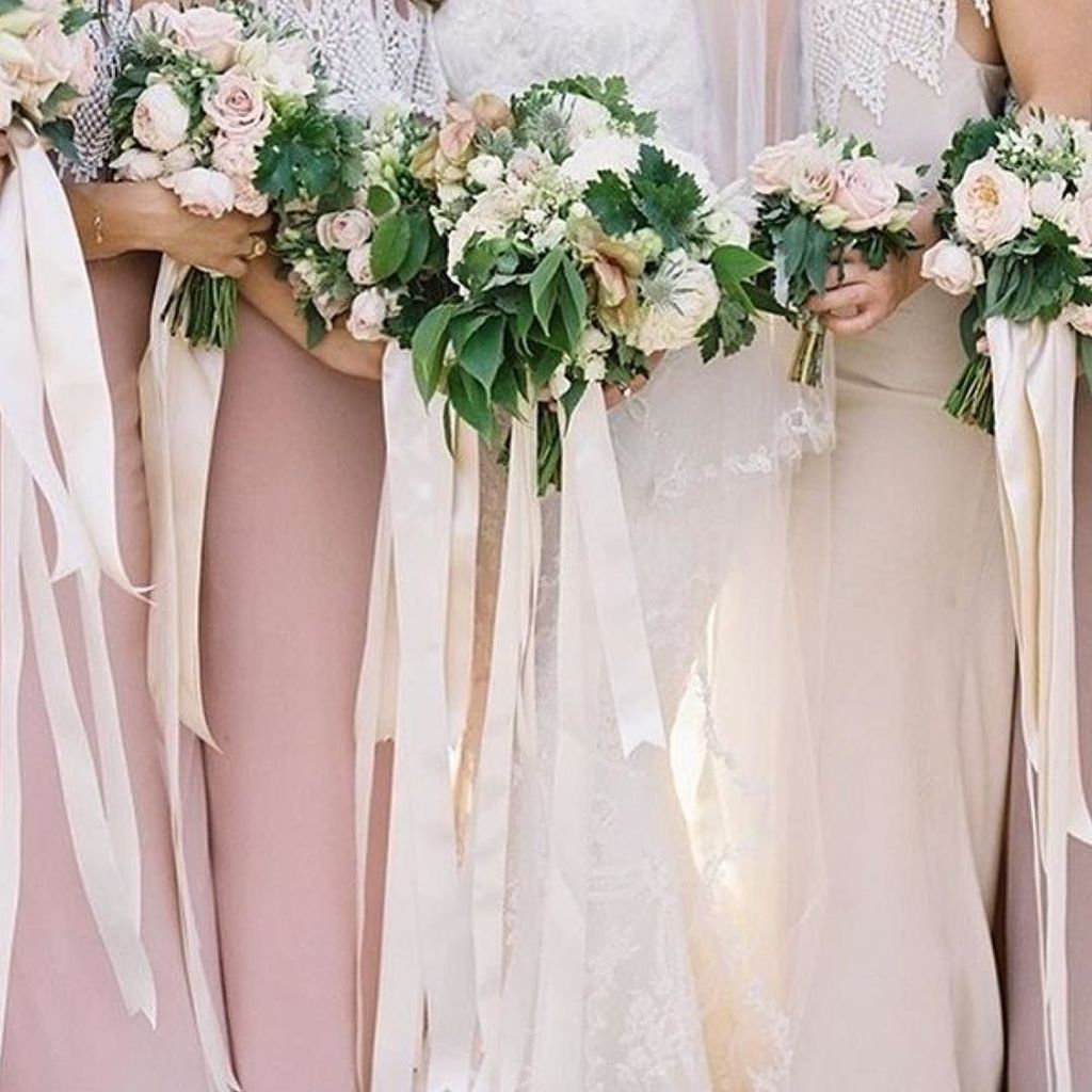 BrideMinded's tweet photo. #aislesociety #blushwedding #elizabethannedesigns Photos @josevilla EventOrganiser @alexan⦠https://t.co/JJjeReRG18 https://t.co/QnDpHRPrni