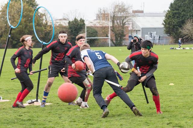 #HarryPotter fans can try their hand at Quidditch @malvernshow bit.ly/1XAn3RZ