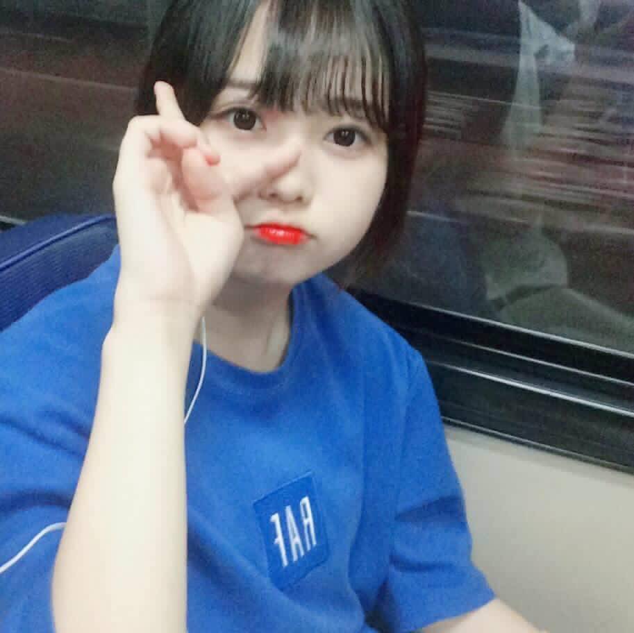 bangtangbiglove's tweet photo. イェリンオンニ大丈夫？？

トイレで滑ったって可愛すぎやろㅠㅠ

#イェリン
#オルチャン https://t.co/IW8rcGnDVa