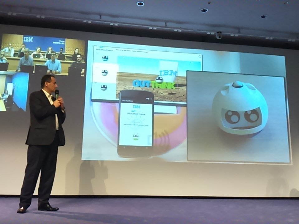 Caro_diCenta's tweet photo. #IoT au service de l accompagnement des patients souffrant de maladies neurologiques #equipe3 #hackathon #IBM https://t.co/PGoC0jZgPP