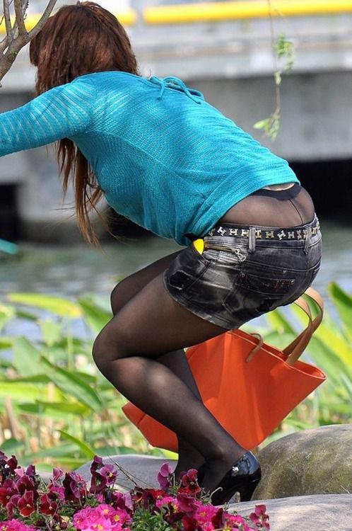 So lieber nicht wenn man schon #Strumpfhosen trägt, oder? #fashon #fail #pantyhose #outfit #mode #pantyhose