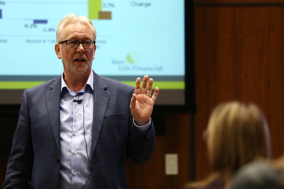 iveybusiness's tweet photo. Ivey's Michael Rouse speaking to a packed house at this morning's Workplace Wellness event! #WellnessROI @SunLifeCA https://t.co/Pie1ILyYva