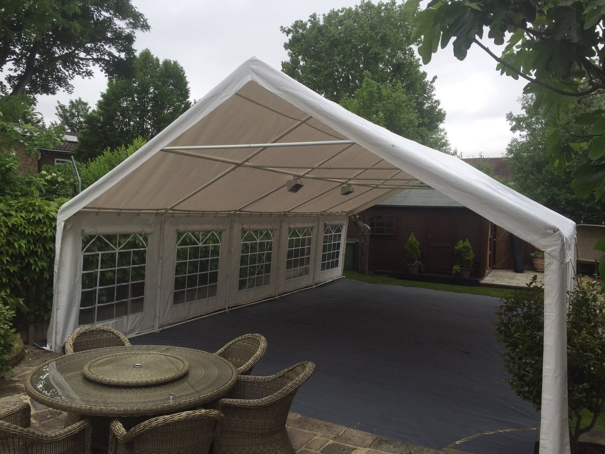 MasterMarquees's tweet photo. #marquee #party #summerbbq #mastermarquees https://t.co/WC97UGFVbW
