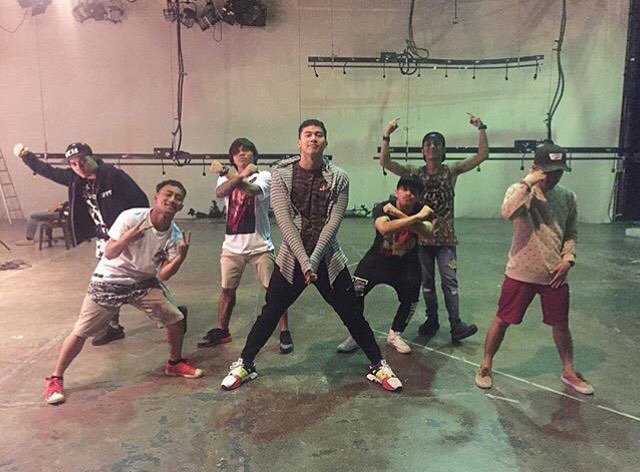 LoversofED's tweet photo. Enchong Dee Rehearsal with XB gensan yesterday for #ShowtimeEDMLaunch 👍🏼 https://t.co/Unlu1xg5bs https://t.co/phw9HTymib
