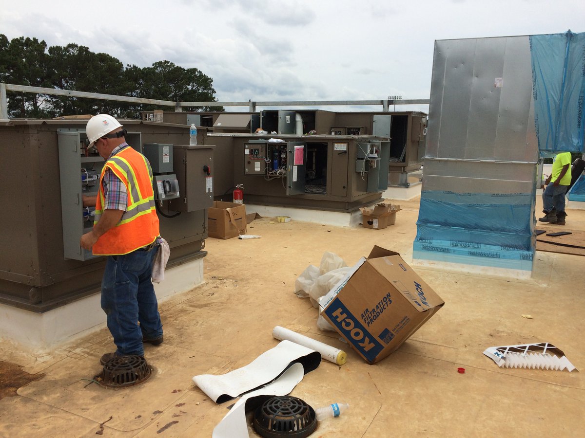 ClementsElec's tweet image. The Littlejohn Coliseum is coming along nicely! We are getting the HVAC up and running. @InsideClemson @ClemsonPrez