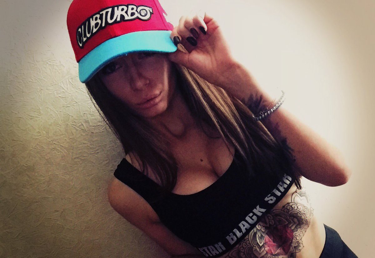 utomne93's tweet photo. #clubturbo https://t.co/z87kZbVwHp