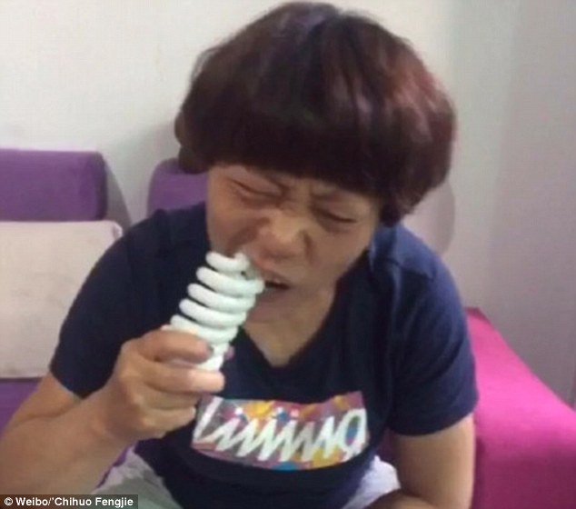 mother streams herself eating live goldfish eels worms and even a