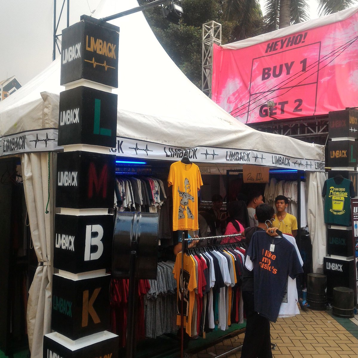 Limback (@cloth84) on Twitter photo 