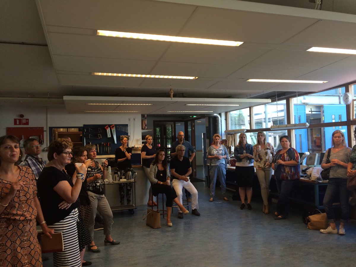 JorgAndree's tweet photo. Sessie #professionalisering begeleiden bij @O2G2Nieuws
#ontwerpfabriek #value050 https://t.co/kxYpZBnF6C