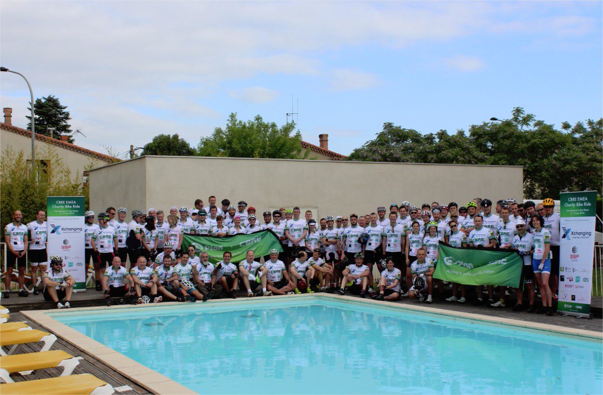 CBRE_es's tweet photo. ¡Gran equipo de CBRE en #Ride2Remo! Van a recorrer +700km desde Carcassone, Francia a Remo, Italia ¡Vamos campeones! https://t.co/WNP1MSETRt