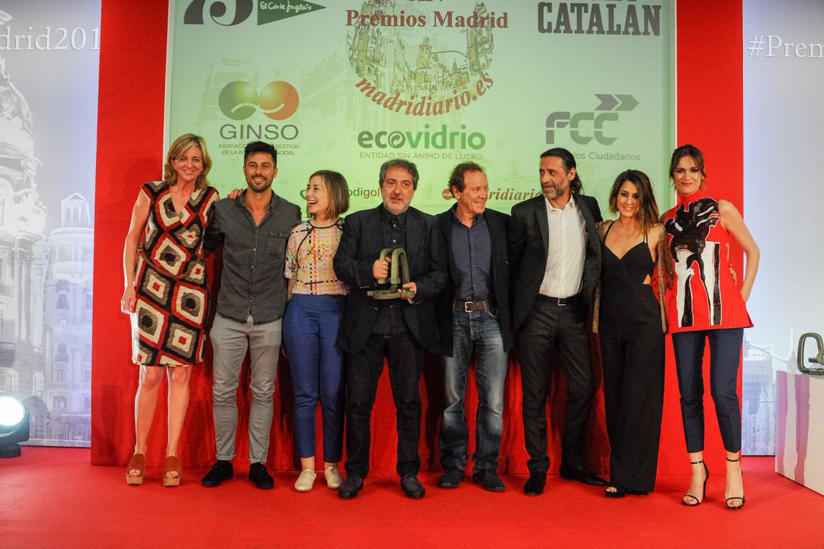 mundoplustv's tweet photo. "El Ministerio del Tiempo", de RTVE, galardonado en los #PremiosMadrid2016 https://t.co/jpeMZrIB3y https://t.co/Nkkz7EkBv8