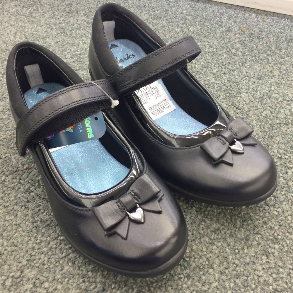 gloform school shoes
