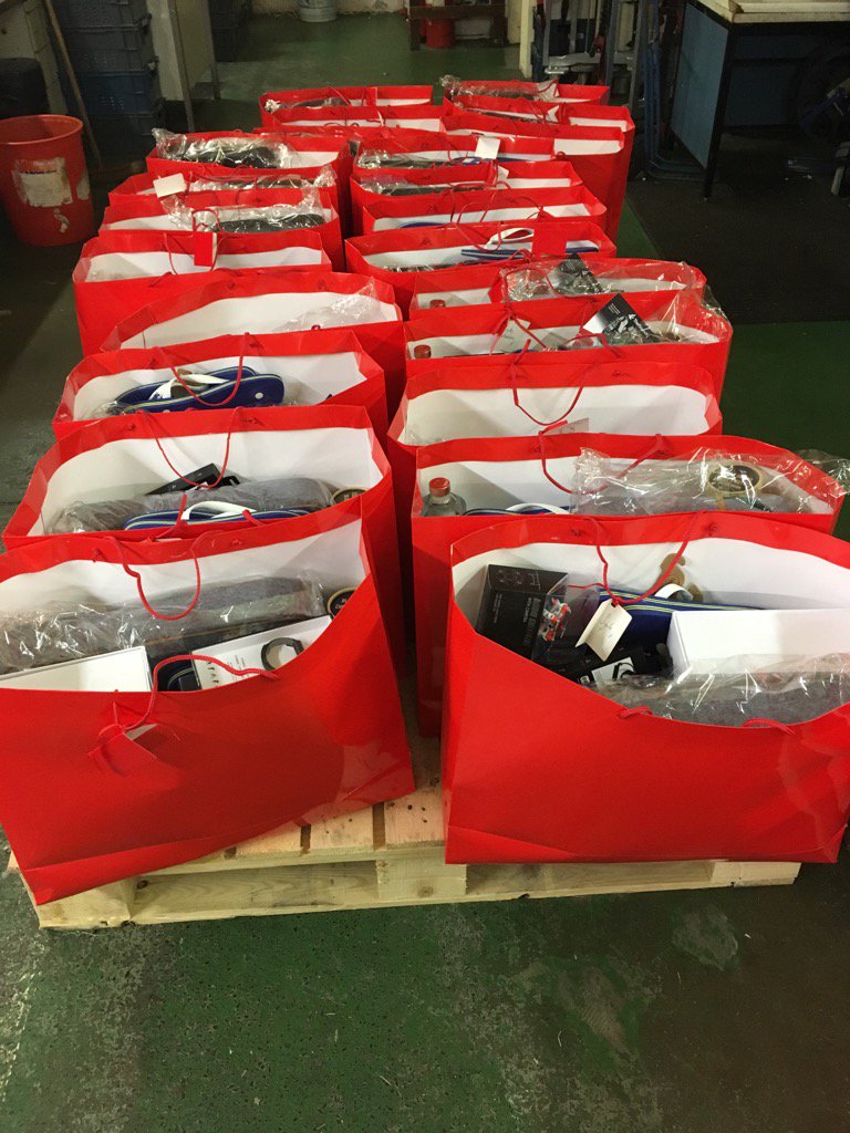 neilgiller's tweet image. We don't just stuff envelopes @CentralDirect ya know⭐️⭐️ Providers of goody bags to the stars ya know 🌟🌟