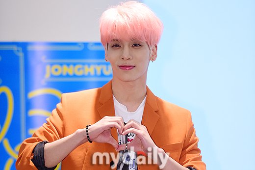 {PICS} 160607 Jonghyun - MTV Taiwan 'Idols of Asia' (105 News Pictures) ow.ly/Jqhe3010osW #SHINee