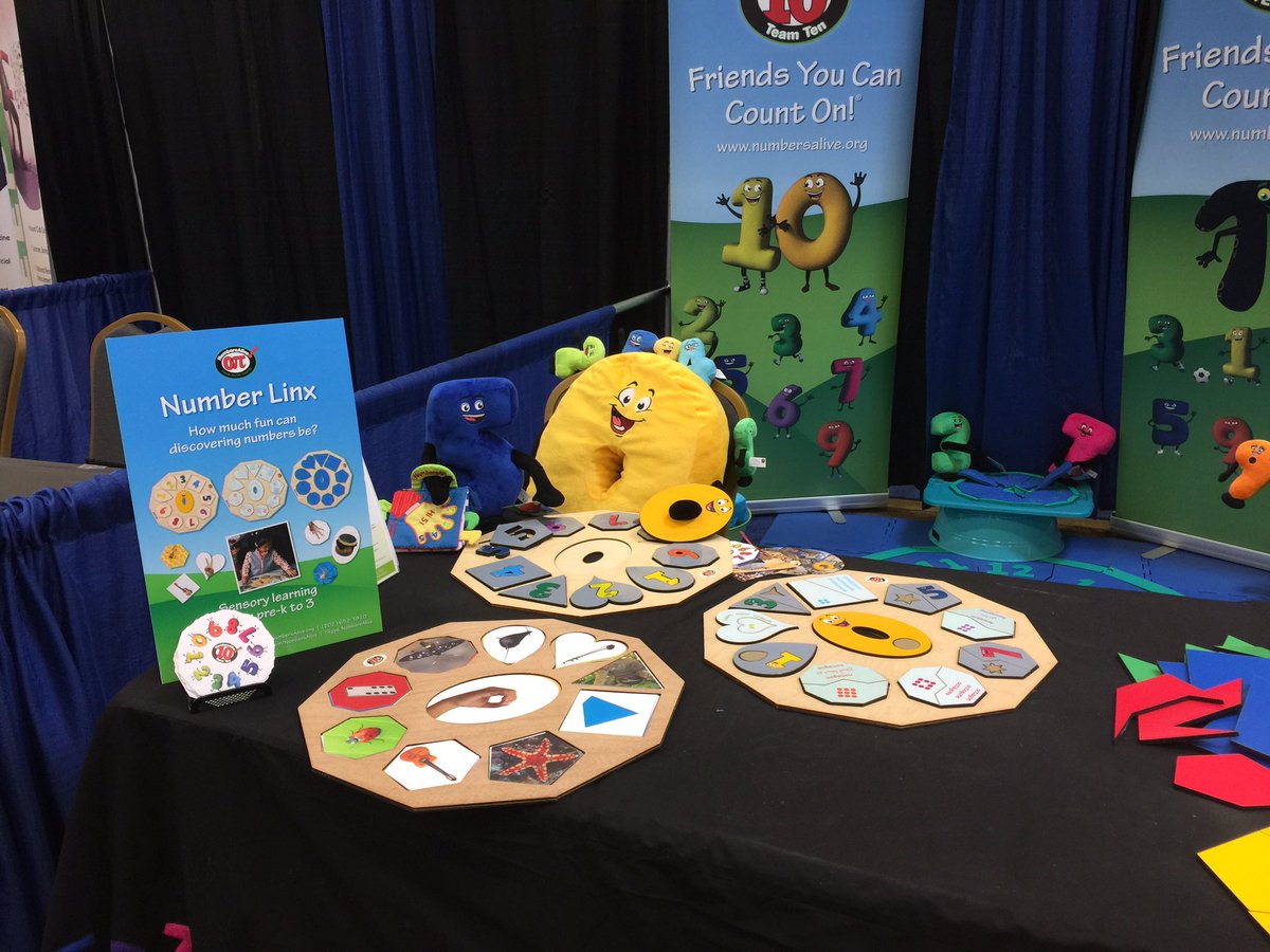 numbersalive's tweet photo. See 0 and 5 --with  #Hi 5! book --playing #NumberLinx @ #inpex2016 #education #geometry #ISTE #NCTM #UX #STEM #STEAM https://t.co/WzdBV5De0w