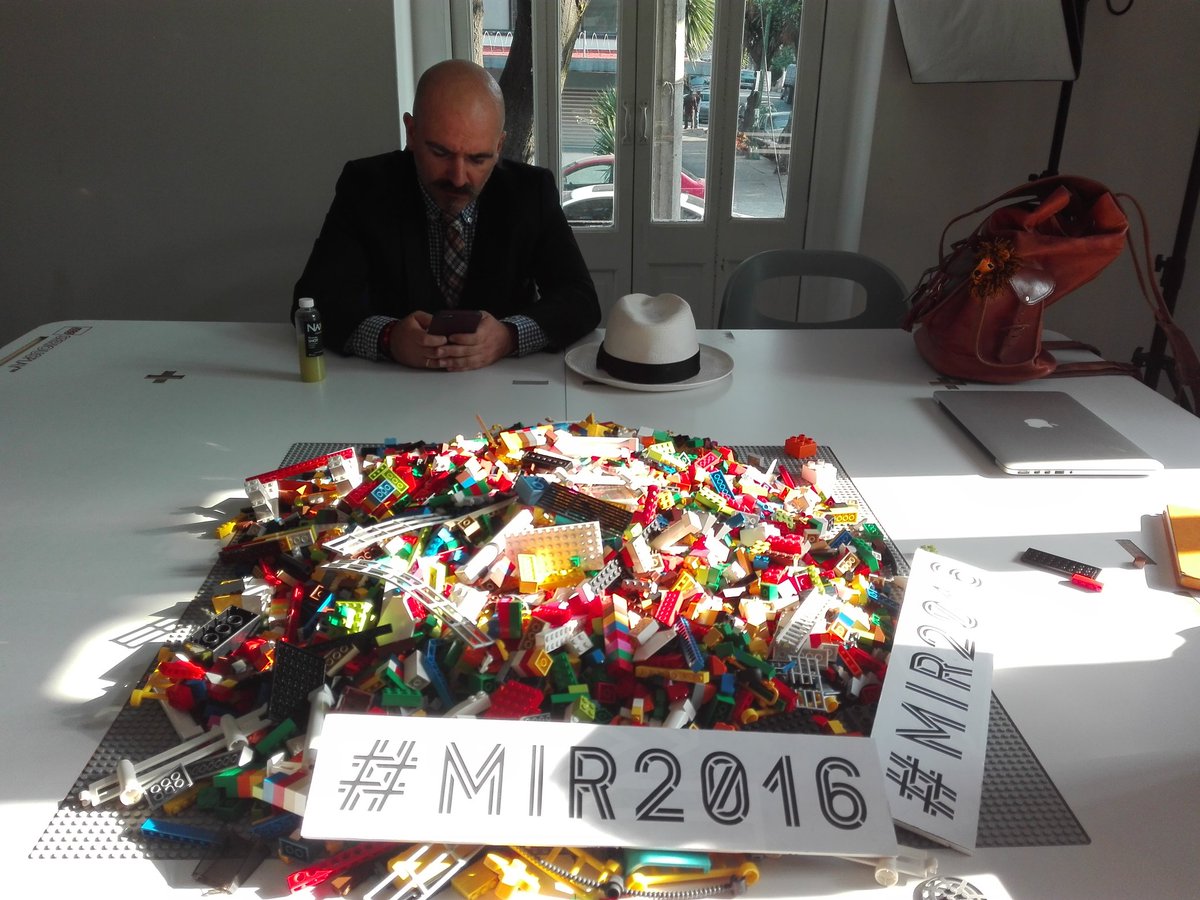 Isai_Nevarez's tweet photo. Día 2!! #MIR2016 https://t.co/4JVvCwg7Th