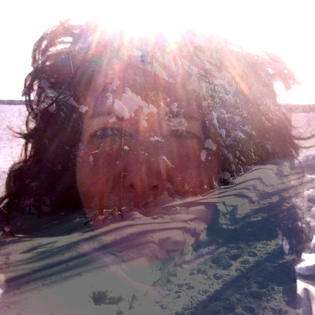jourdainclodyne's tweet photo. #facecacheeego #recitqc #un RÉCITprèsdechezvous! #égoportrait https://t.co/MyddK82omK