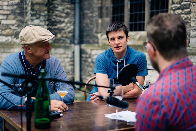 belgiansmaak's tweet photo. NEW PODCAST EPISODE:

EP003 | Armand Debelder and Michaël Blancquaert of @3Fonteinen:

https://t.co/ixd506azhS https://t.co/ziLNTSW2fY