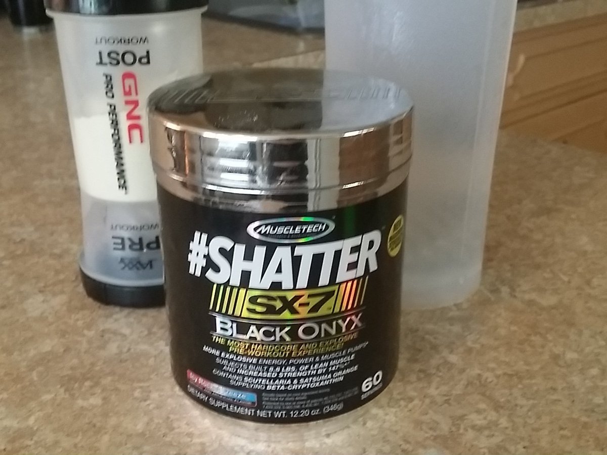 CopperheadFit's tweet image. You know what time it is. Time to pump this chest workout out. Already feel my ears tingling from this. #beastmode