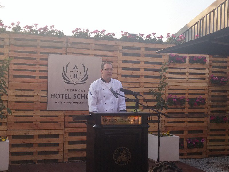 .<a href="/cheflehan/">Lehan Botha</a> from Celo has been imparting his skills and knowledge to the #PeermontHotelSchool students.